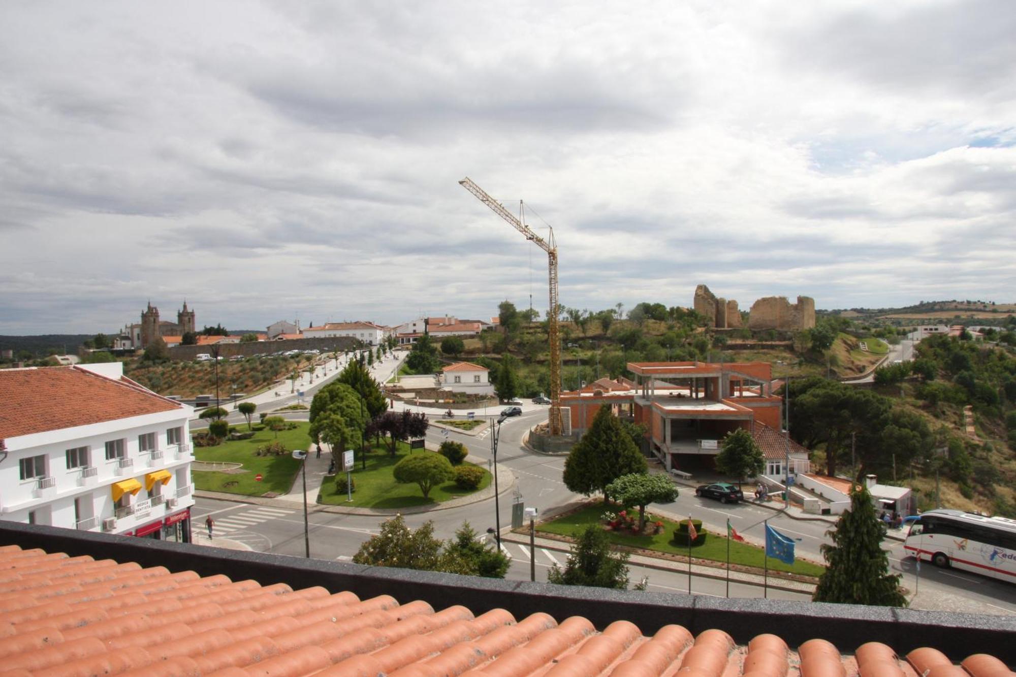 Hotel Turismo Miranda Miranda do Douro Esterno foto